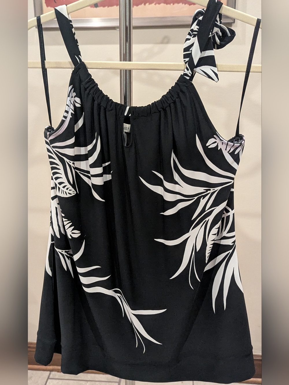 White House Black Market Tropical Palm Halter Top – Black & White $20